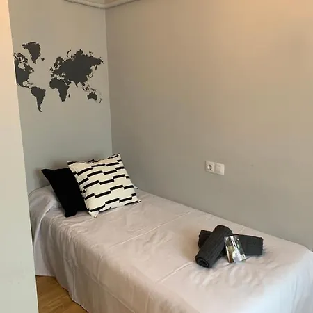 Byhouse Gran Via Apartment Sarria